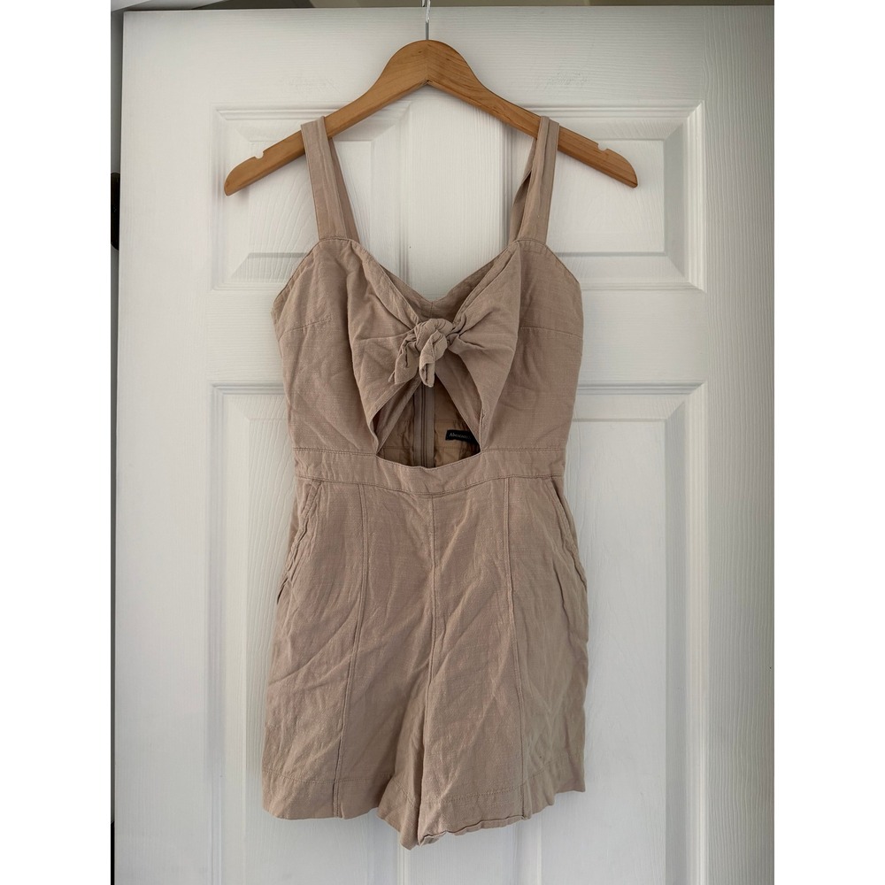 Abercrombie & Fitch Womens‎ Romper Neutral Cleangirl Coastal
